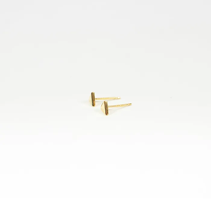 PreStyled Sets Gold Vermeil Triangle Studs Tashi