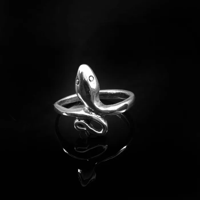 Rings Karizma Jewels Snake Real Silver Ring for Astrology and red book remedy